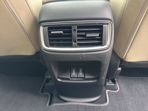 Used 2018 Honda CR-V Touring image 15