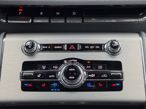Used 2021 Lincoln Aviator Reserve w/ Elements Package Plus RWD image 27