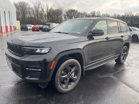 Used 2025 Jeep Grand Cherokee L Limited w/ Luxury Tech Group II AWD/4WD image 4