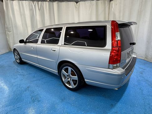 Used 2005 Volvo V70 R image 6