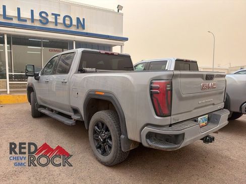 Used 2024 GMC Sierra 2500 AT4 AWD/4WD image 48