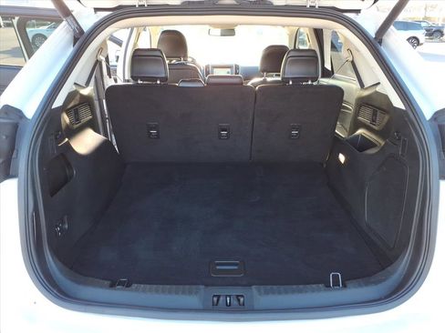 Used 2019 Ford Edge Titanium image 7