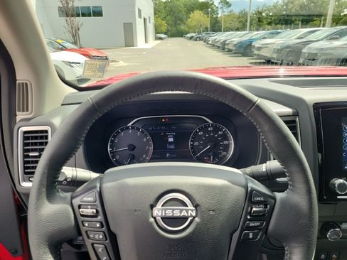 Used 2023 Nissan Frontier SV w/ SV Convenience Package RWD image 23