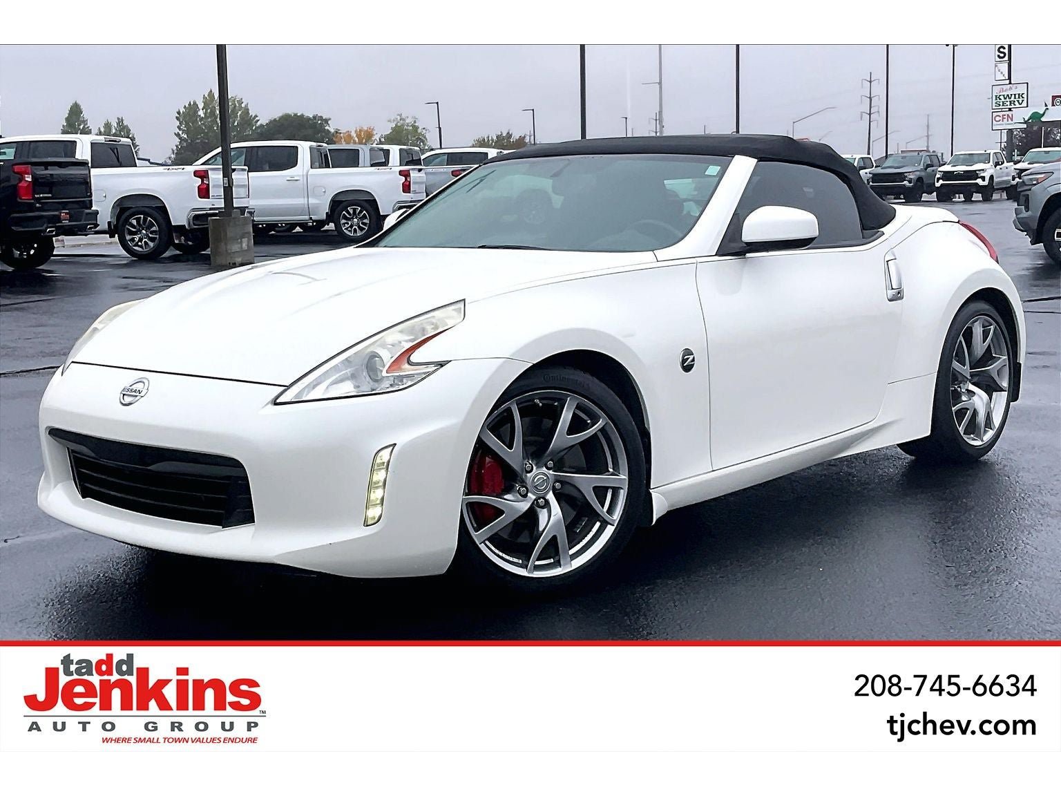 Used 2014 Nissan 370Z Touring w/ Sport Package RWD image 1