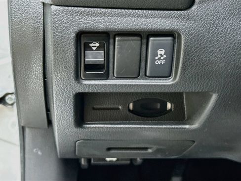 Used 2011 Nissan Altima 2.5 S FWD image 13