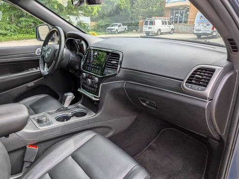 Certified 2021 Jeep Grand Cherokee Limited AWD/4WD image 28