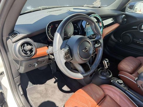 Used 2024 MINI Cooper S w/ Signature Upholstery Package FWD image 4