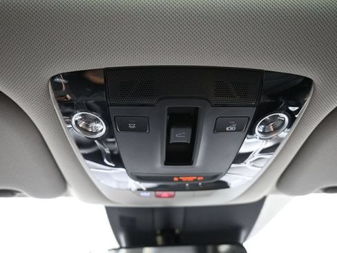 New 2026 Kia Sorento S FWD image 17