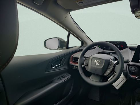 New 2026 Toyota Prius Plug-In Hybrid FWD image 15