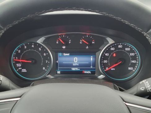 Used 2024 Chevrolet Equinox LT w/ LPO, Floor Liner Package image 11