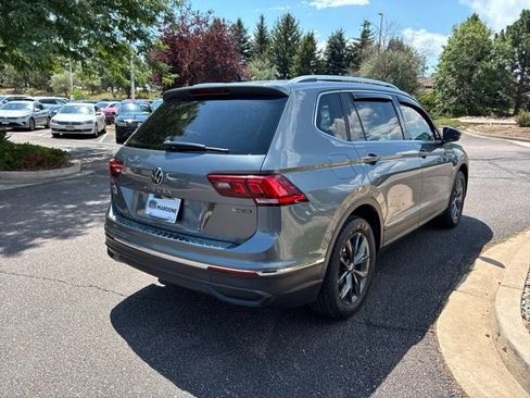 Used 2023 Volkswagen Tiguan SE w/ Panoramic Sunroof Package AWD/4WD image 6