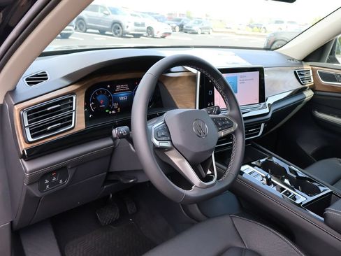 New 2026 Volkswagen Atlas SE AWD/4WD image 17