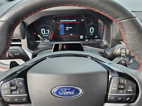 Certified 2025 Ford Explorer ST image 22