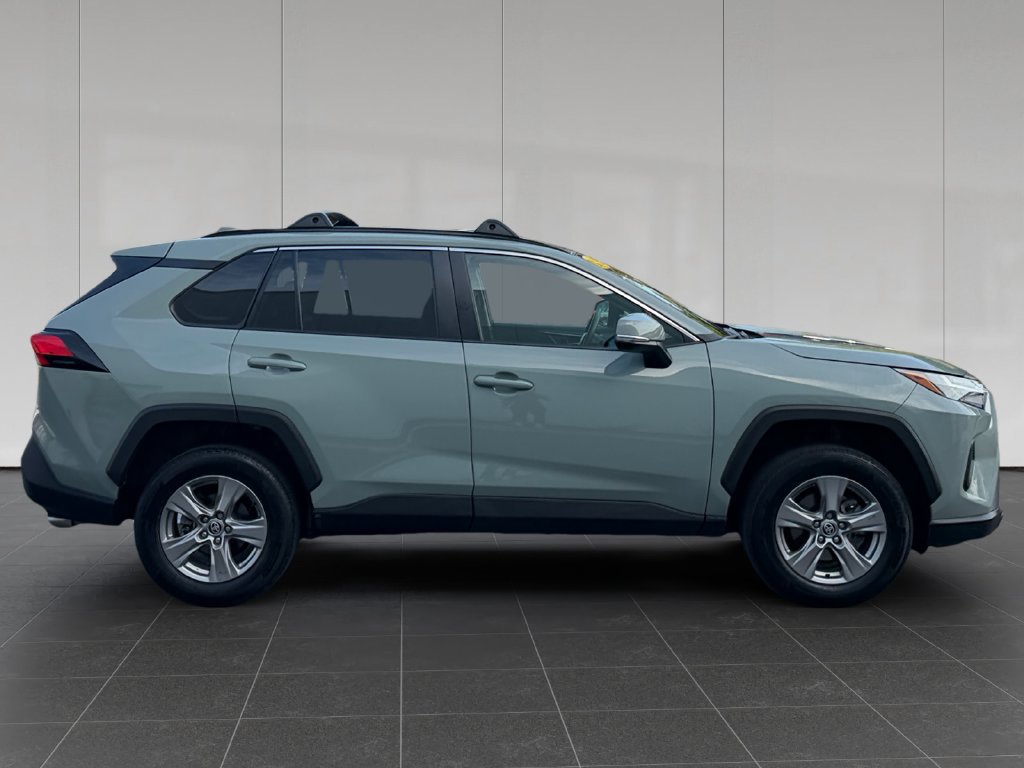 Used 2023 Toyota RAV4 XLE w/ XLE Grade Weather Package AWD/4WD image 7