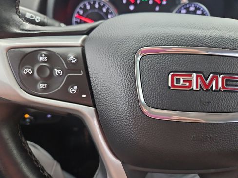Used 2023 GMC Terrain SLT AWD/4WD image 16
