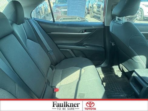Certified 2022 Toyota Camry LE image 21