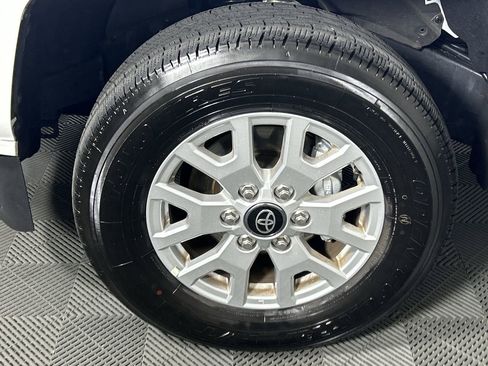 Used 2025 Toyota Tacoma SR5 image 9