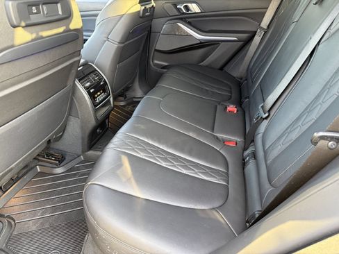 Used 2020 BMW X5 M50i w/ Executive Package AWD/4WD image 18