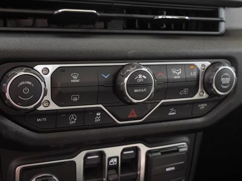 New 2026 Jeep Gladiator Sport AWD/4WD image 22