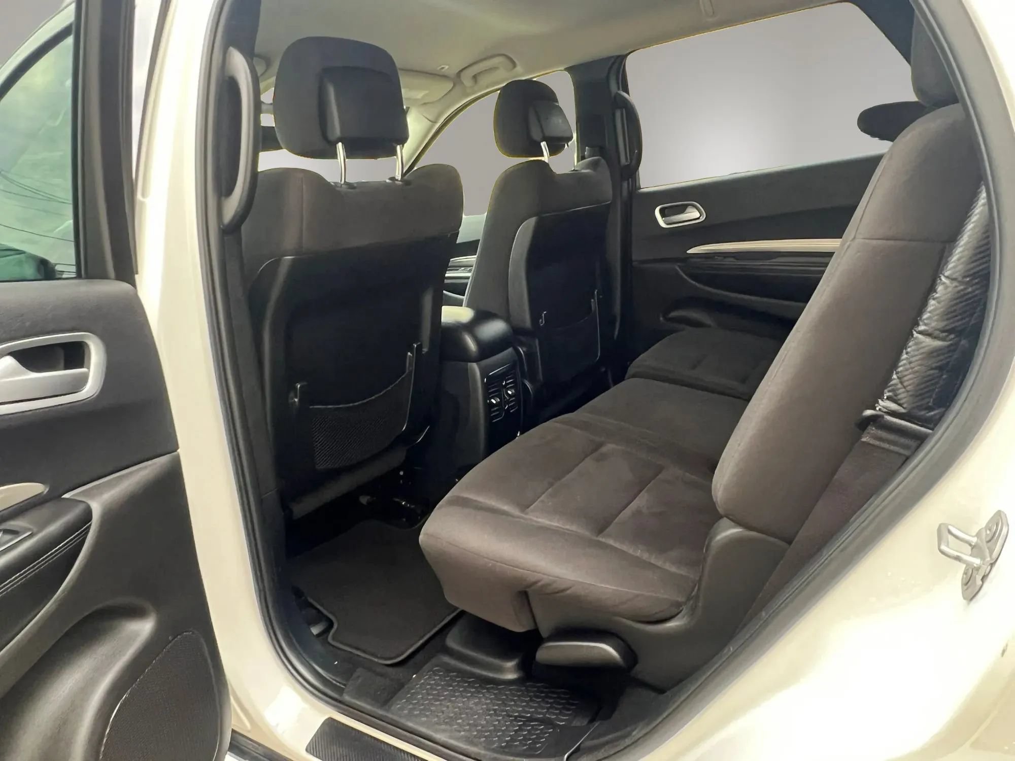 Used 2019 Dodge Durango SXT AWD/4WD image 29