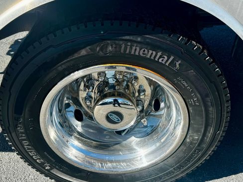 Used 2023 Ford F450 XL w/ Snow Plow Prep Package image 7