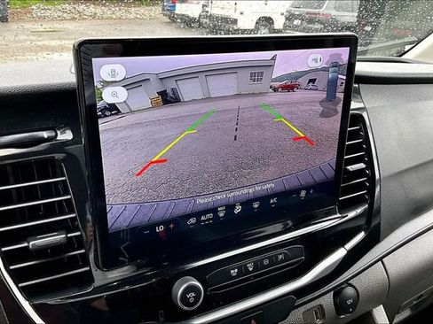 Used 2024 Ford Transit 350 XLT RWD image 22