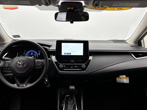 Used 2026 Toyota Corolla LE AWD/4WD image 27