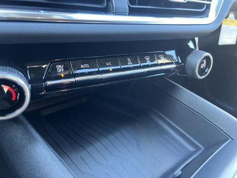 New 2026 Chevrolet Equinox EV LT image 11