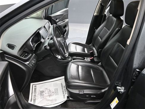 Used 2018 Buick Encore Essence w/ Experience Buick Package image 13