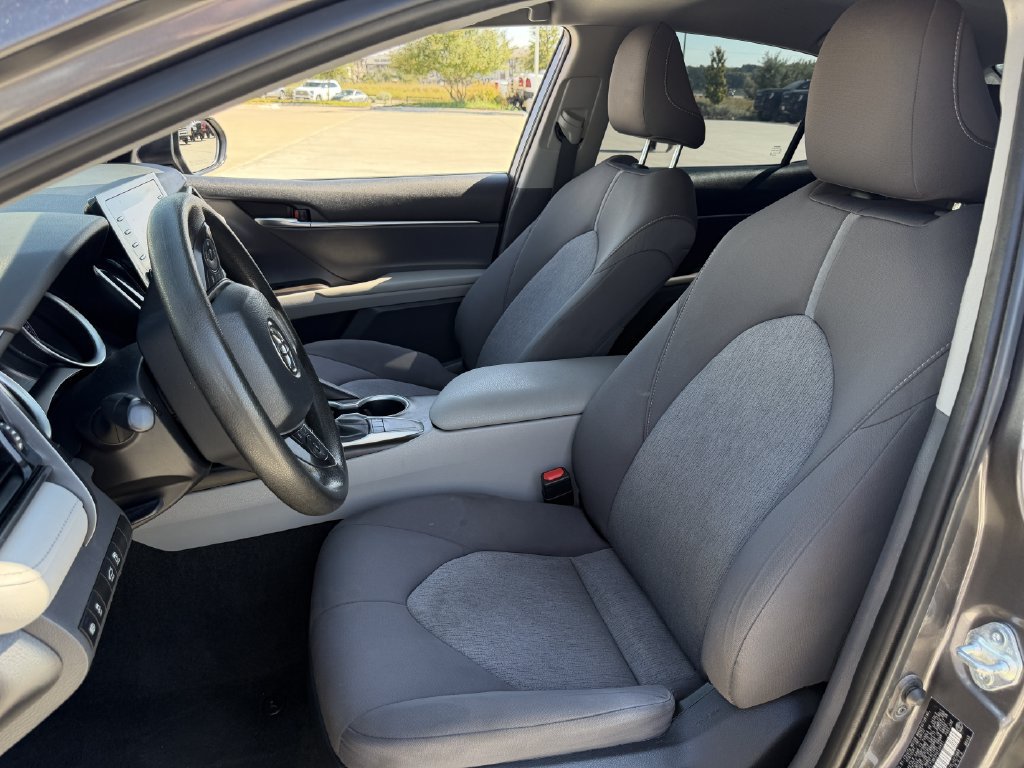 Used 2023 Toyota Camry LE FWD image 24