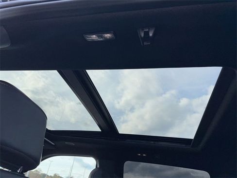 Used 2025 Ford F150 Raptor image 23