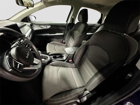 Used 2023 Kia Forte LXS image 20