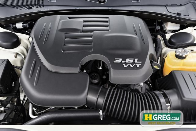 Used 2022 Dodge Charger GT w/ Performance Handling Group RWD image 16
