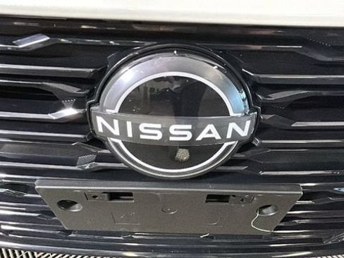 Used 2023 Nissan Altima 2.5 SV AWD/4WD image 8