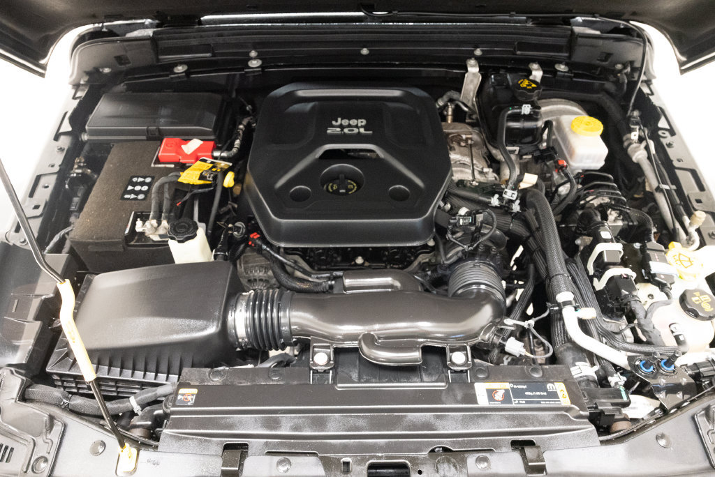 Used 2021 Jeep Wrangler Sport AWD/4WD image 6
