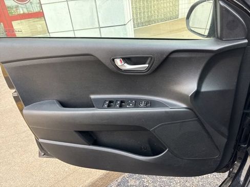 Used 2022 Kia Rio LX FWD image 20
