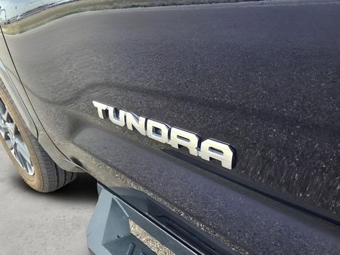 Used 2024 Toyota Tundra Limited image 9