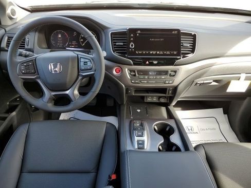 New 2025 Honda Ridgeline RTL image 10