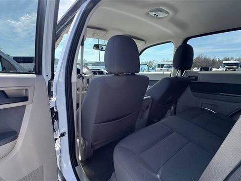 Used 2009 Ford Escape 4WD Hybrid image 40