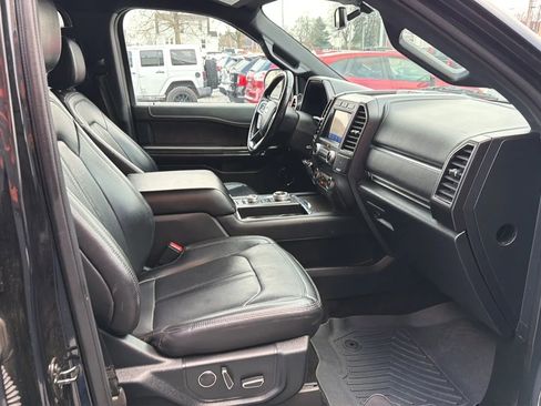 Used 2021 Ford Expedition Max Limited image 14