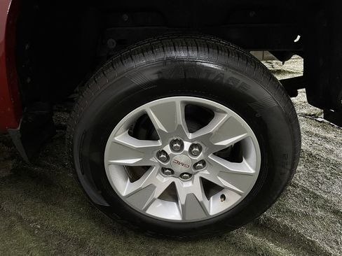 Used 2017 GMC Canyon SLE w/ SLE Convenience Package image 9