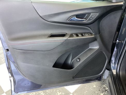 Used 2022 Chevrolet Equinox RS image 22