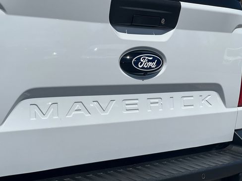 New 2026 Ford Maverick XL AWD/4WD image 8
