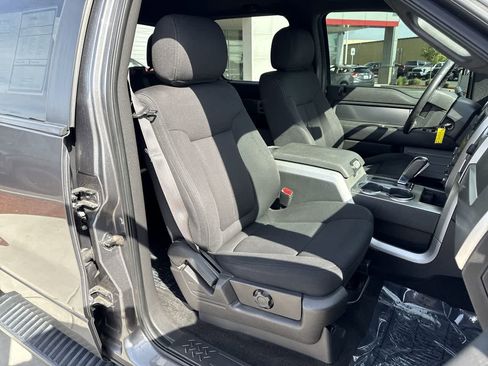Used 2013 Ford F150 FX4 w/ Mid Equipment Group AWD/4WD image 14