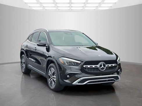 Used 2025 Mercedes-Benz GLA 250 image 8