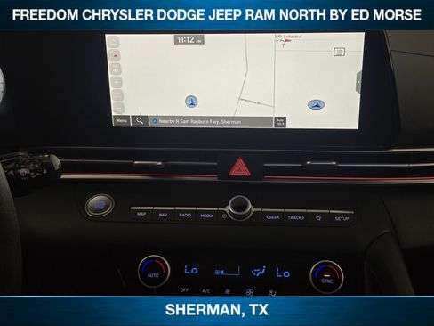 Used 2024 Hyundai Elantra SEL image 11