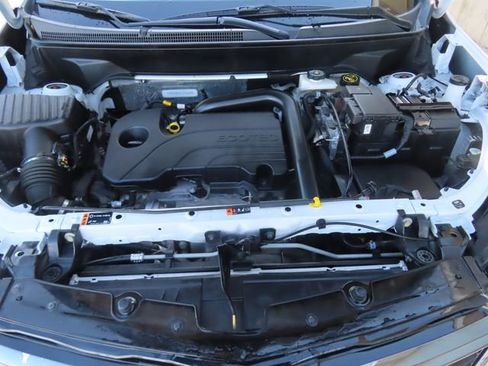 Used 2024 Chevrolet Equinox RS AWD/4WD image 11