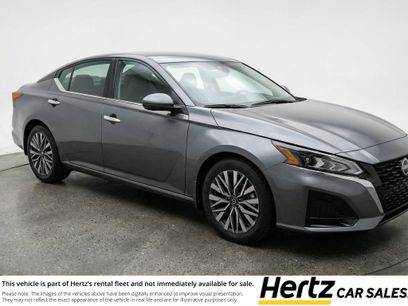 Used 2025 Nissan Altima 2.5 SV