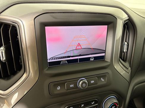 Used 2025 Chevrolet Silverado 2500 Custom w/ Custom Value Package image 31