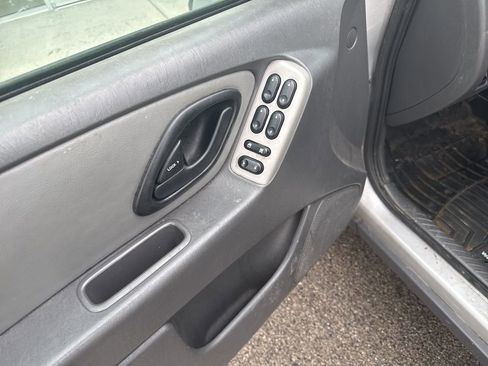 Used 2007 Ford Escape XLT FWD image 10